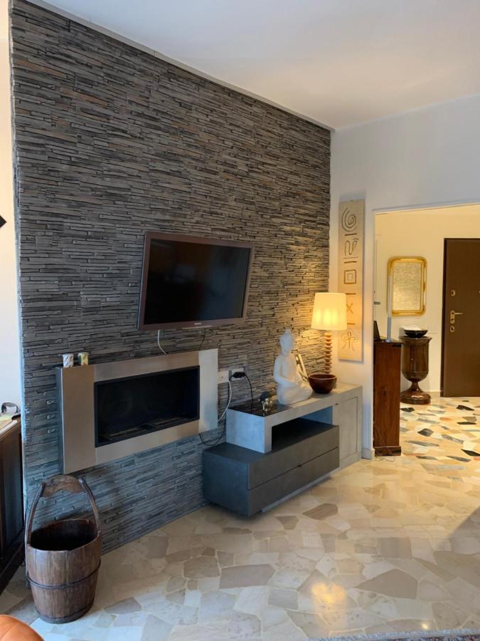 Suite Belvedere Comerio Exterior foto